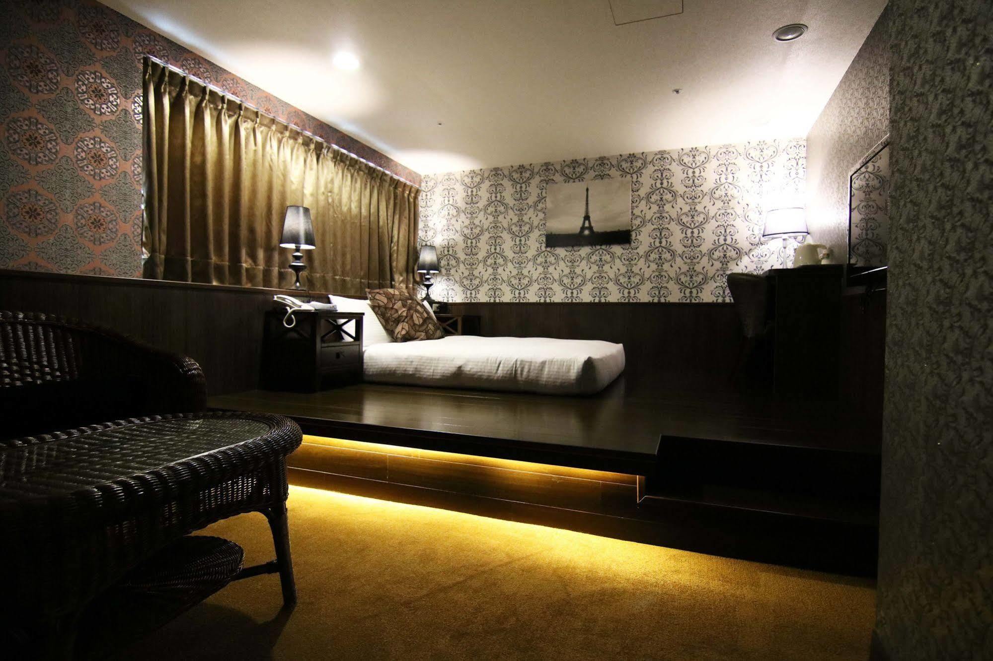 Hotel 6 - Zhonghua Taipé Exterior foto